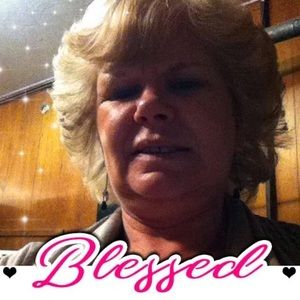 Meet your Posher, Cassandra